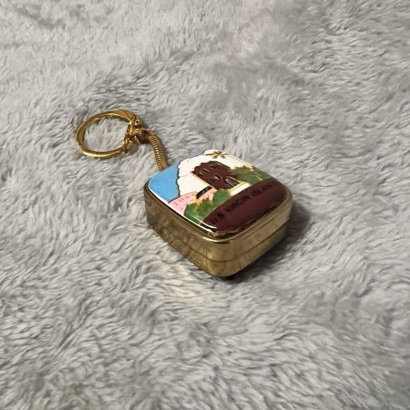 Japanese Sankyo Brass MusicBox Keychain US Virgin Islands Japan VINTAGE & Tested - Picture 6 of 9